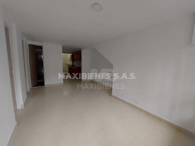 Casa en arriendo en Las Lomitas, Sabaneta