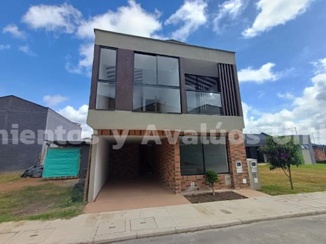 Casa en arriendo en Antioquia, La Ceja