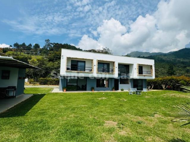 Casa en arriendo en Antioquia, Valle de Aburrá