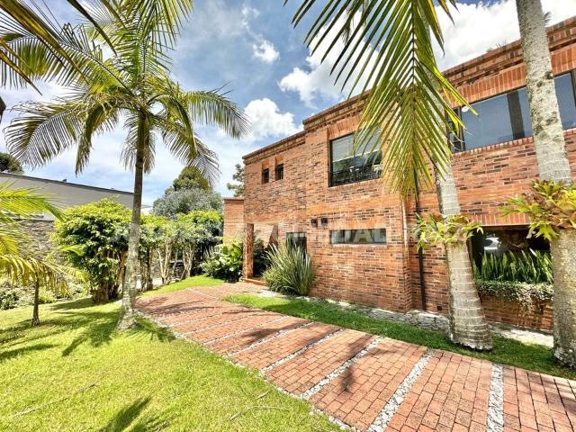 Casa en arriendo en Las Palmas, Vélez
