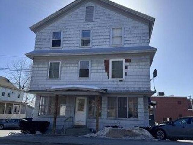 House for sale in Farmington, Maine