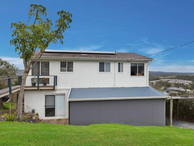 House for rent in Forresters Beach, New South Wales