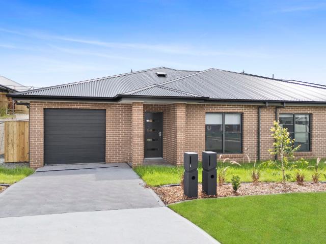 House for rent in Crangan Bay, Central Coast Council
