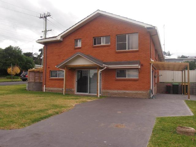 House for rent in Wollongong West, New South Wales