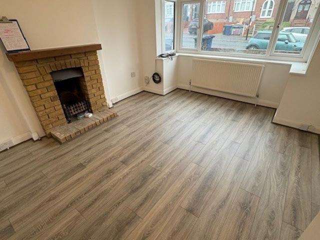 House for rent in London Borough of Ealing, Greenford