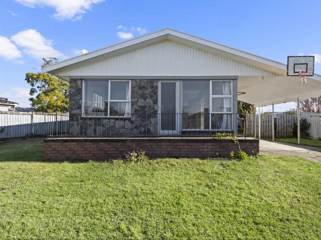 House for rent in Deanwell, Hamilton City