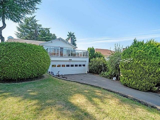 House for rent in Burnaby, British Columbia