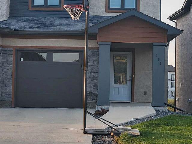 House for rent in East St. Paul, Manitoba