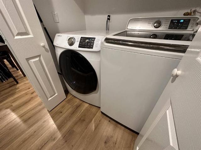 Room for rent in Van Nuys Neighborhood Council District, Canoga Park