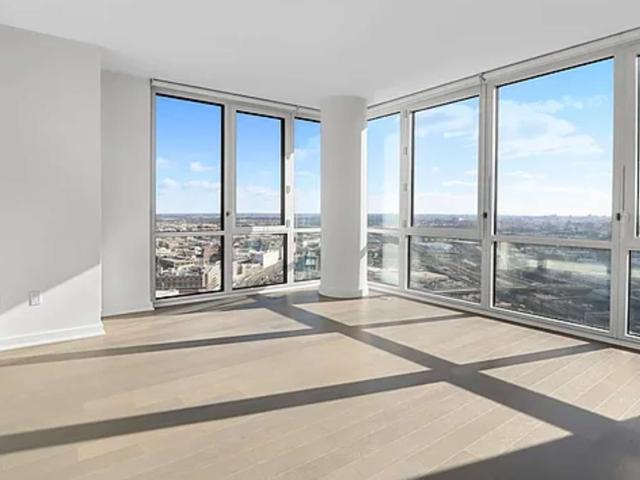 House for rent in Queens, Arverne