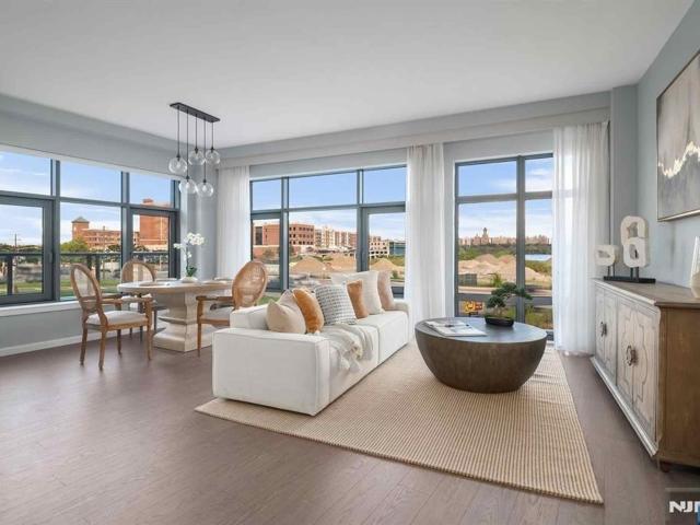 House for rent in Edgewater, New Jersey