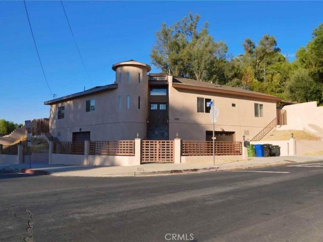 House for rent in Woodland Hills-Warner Center Neighborhood Council District, Canoga Park
