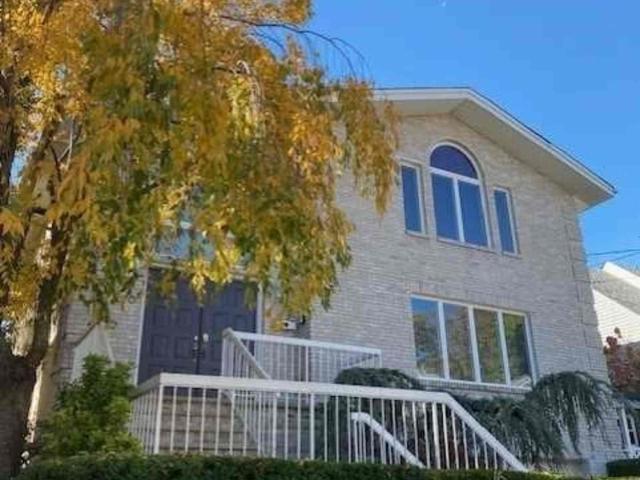 House for rent in Fort Lee, New Jersey