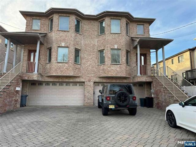 House for rent in Palisades Park, New Jersey