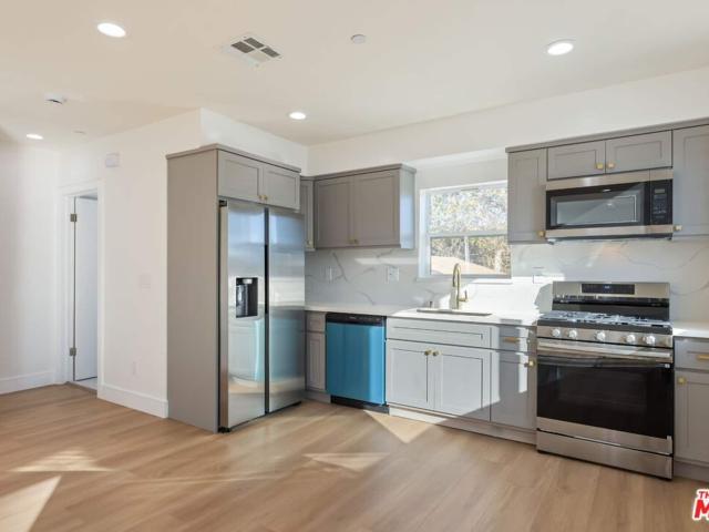 House for rent in Canoga Park, California