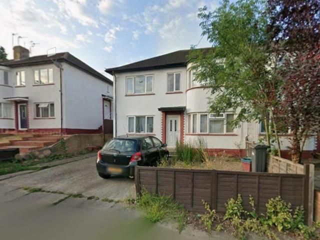 House for rent in London Borough of Hounslow, Spring Grove