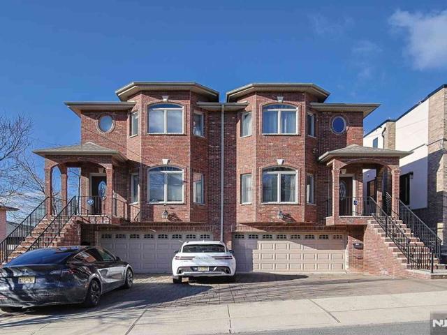 House for rent in Palisades Park, New Jersey