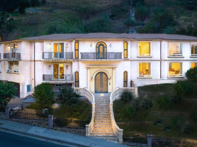 House for rent in Encino Neighborhood Council District, Canoga Park