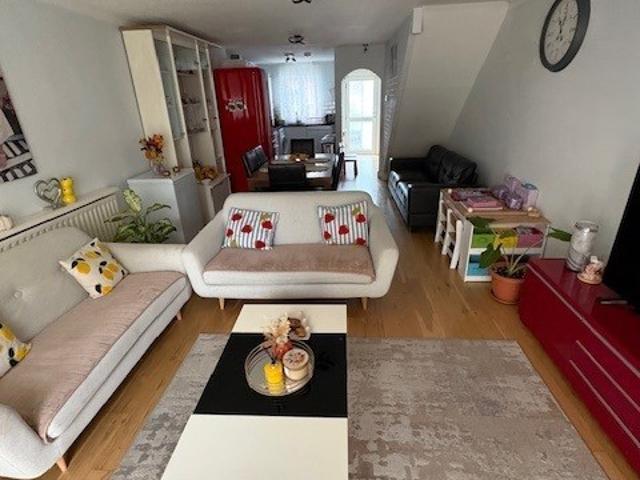 House for rent in London Borough of Ealing, Greater London