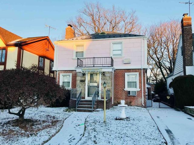 House for rent in Queens, Arverne