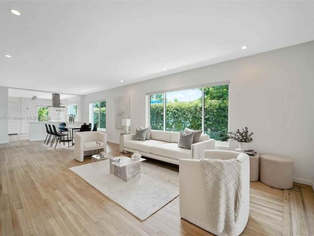 House for rent in Surfside, Florida