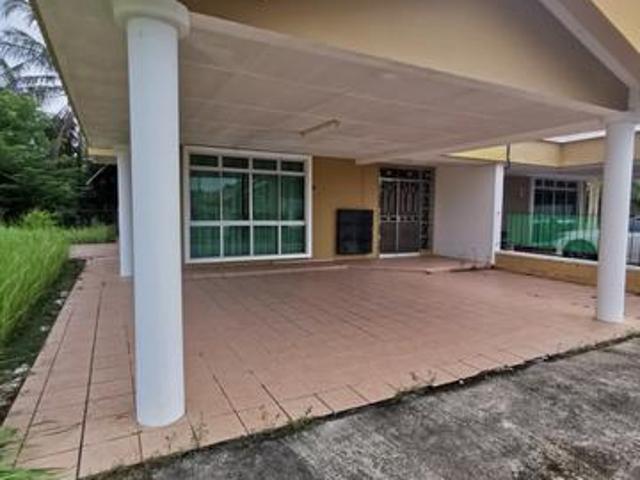 Residential House for rent in Tanjung Aru, Labuan