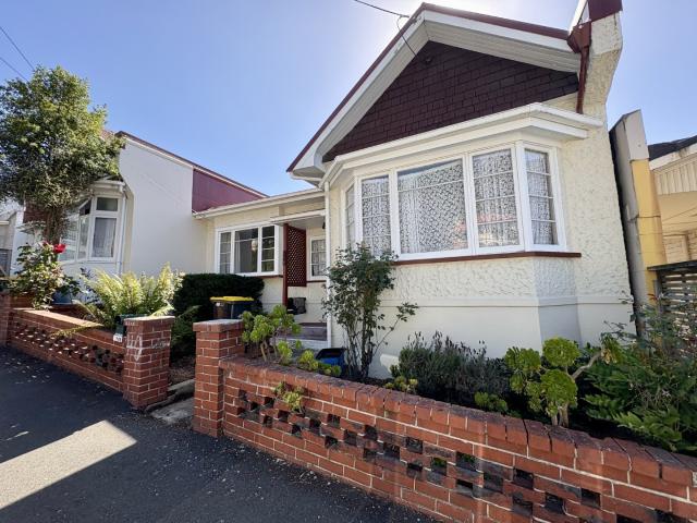 House for rent in Otakou