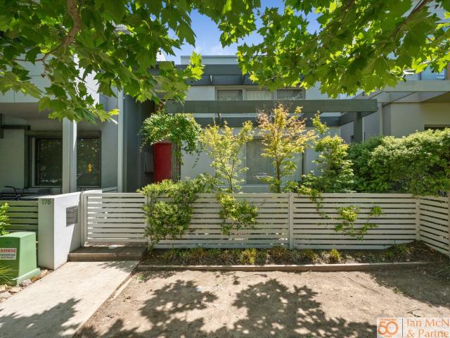 House for rent in Googong, New South Wales