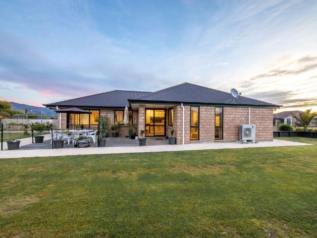 House for rent in Fairdown, West Coast