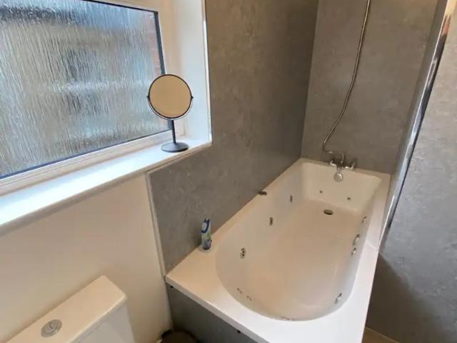 House for rent in Belfast, Upper Falls