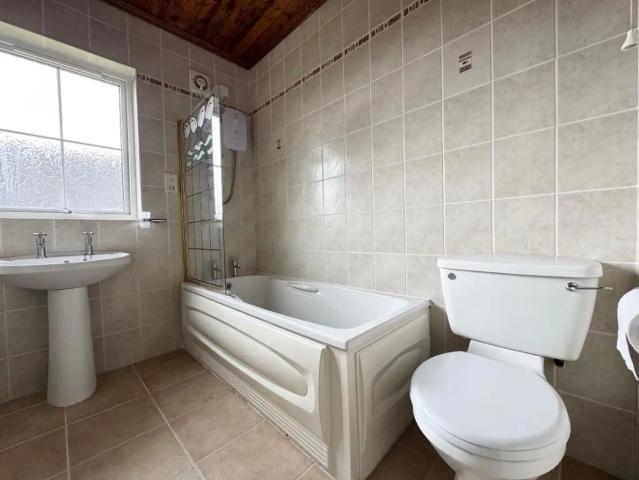 House for rent in Keady