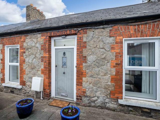 House to rent in Bluebell, North Tipperary