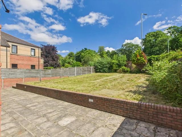 House for rent in Holywood