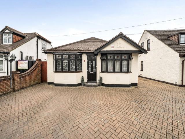House for rent in Ardleigh Green, Greater London