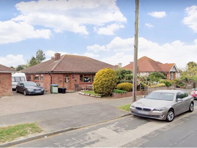House for rent in Rose Green, Arun