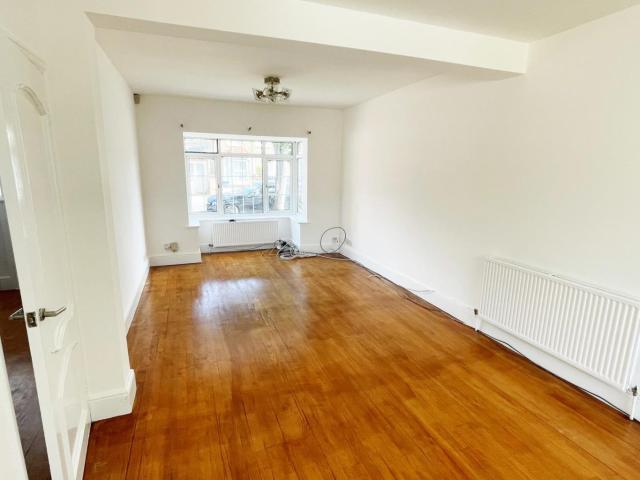 House for rent in Freezywater, Greater London