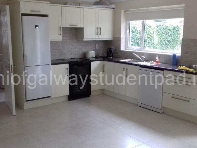 House to rent in Gaillimh, Connacht