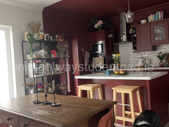 House to rent in Tuam, Connacht