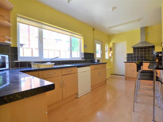 House for rent in Wotton, Gloucester