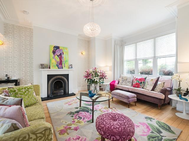 House for rent in Mapesbury, Greater London