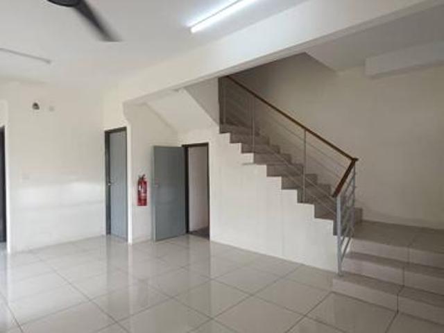 Terraced House for rent in Petaling, Alam Impian