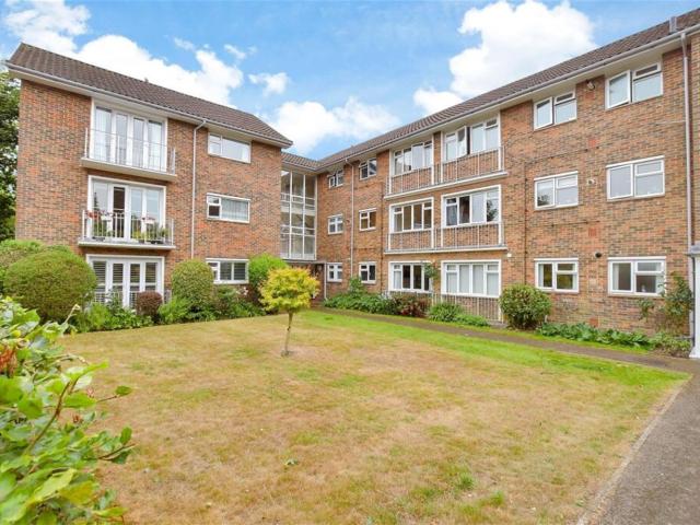 Apartment for rent in Chichester
