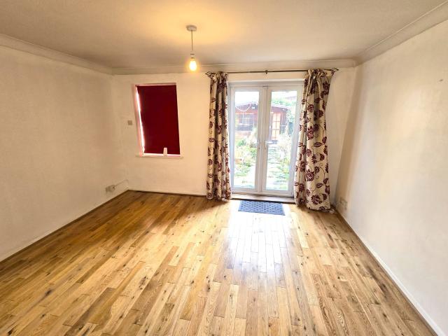House for rent in Rush Green, Greater London