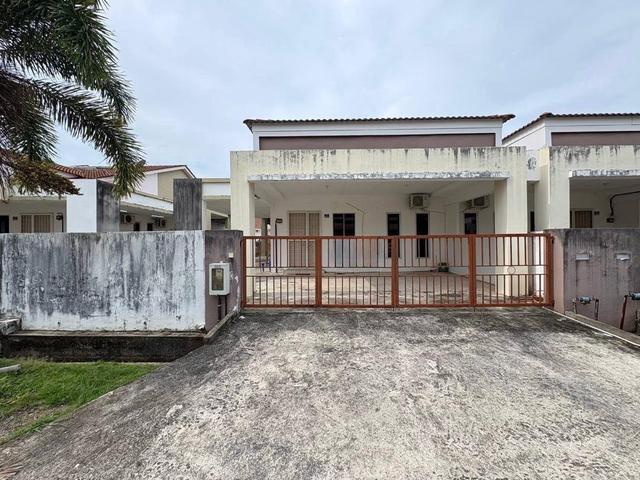 Terraced House for rent in Long Miri, Sarawak