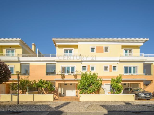 Casa alugar em Rio De Mouro, Aldeia de Santa Isabel