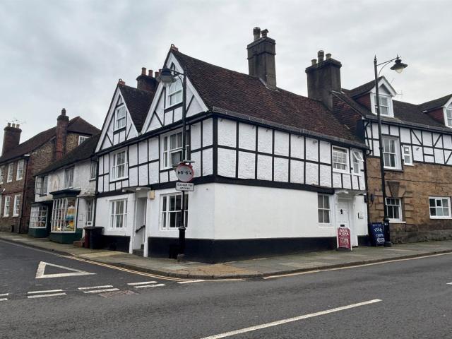 House for rent in Easebourne, Chichester