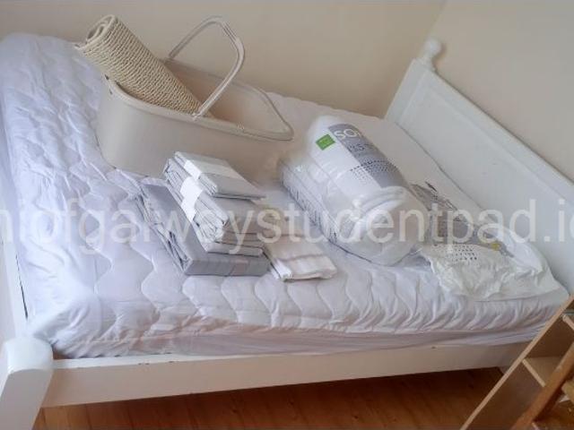 House to rent in Gaillimh, Connacht