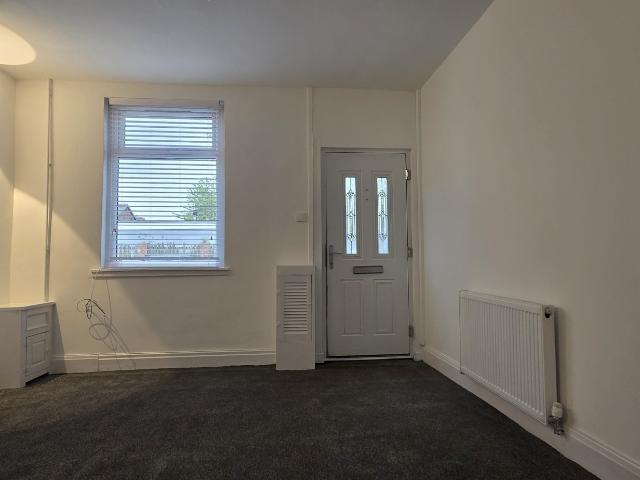 House for rent in Newton Wood, Greenheys