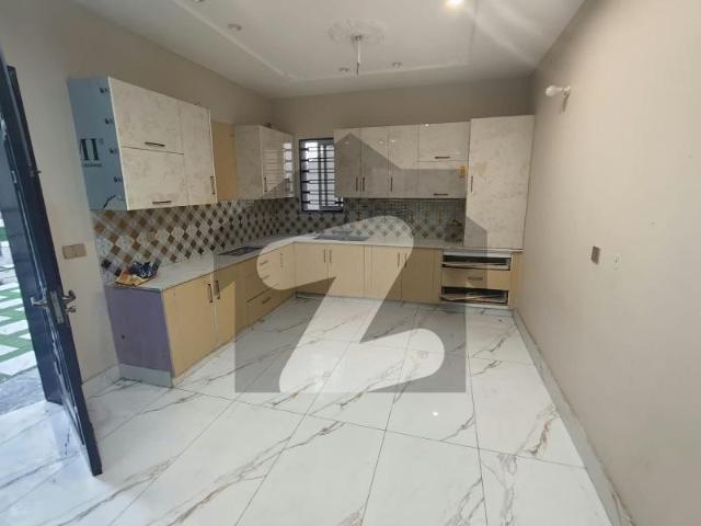 House for rent in تحصیل فیصل آباد شہر, فیصل آباد ڈویژن