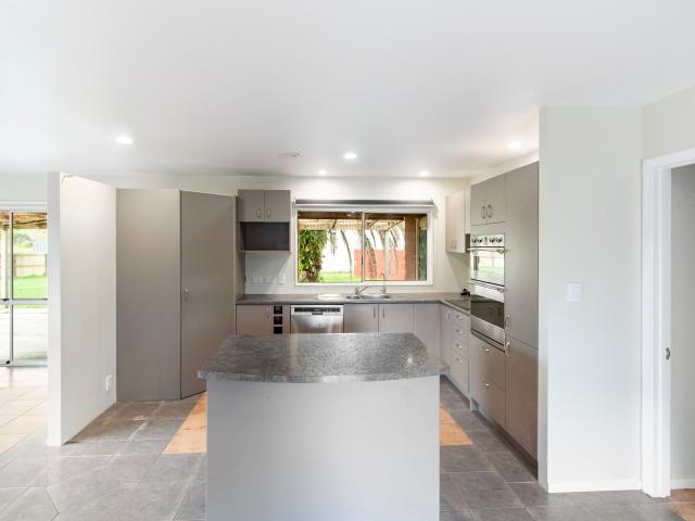 House for rent in Awhitu, Oroua County